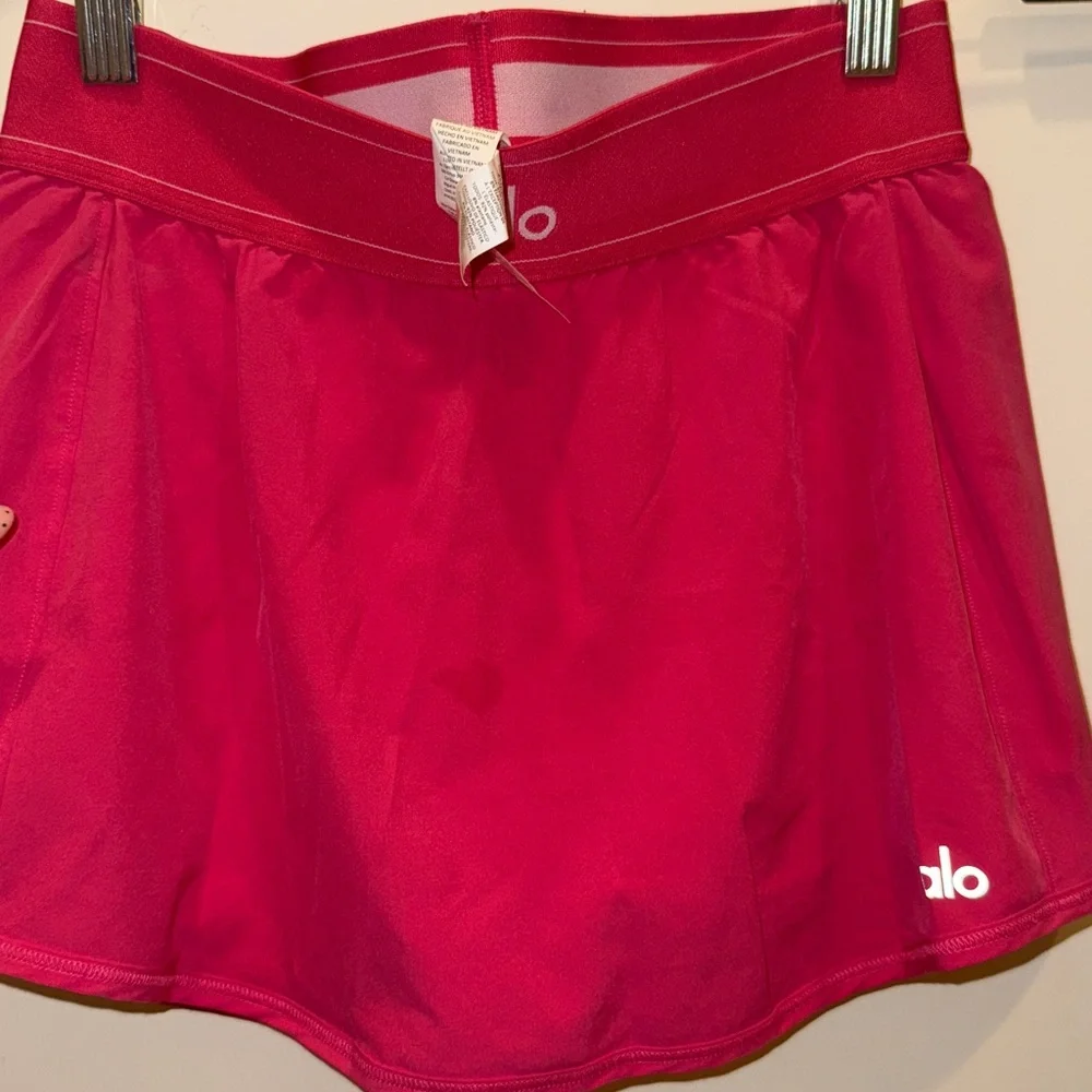 ALO Yoga Fuchsia Skirt